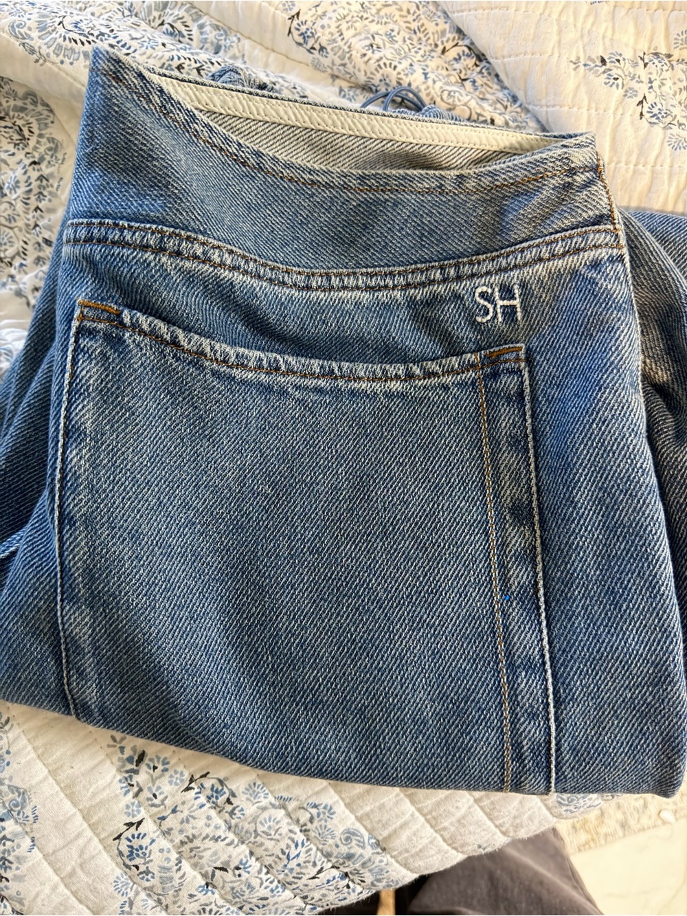 Still here sport Jeans